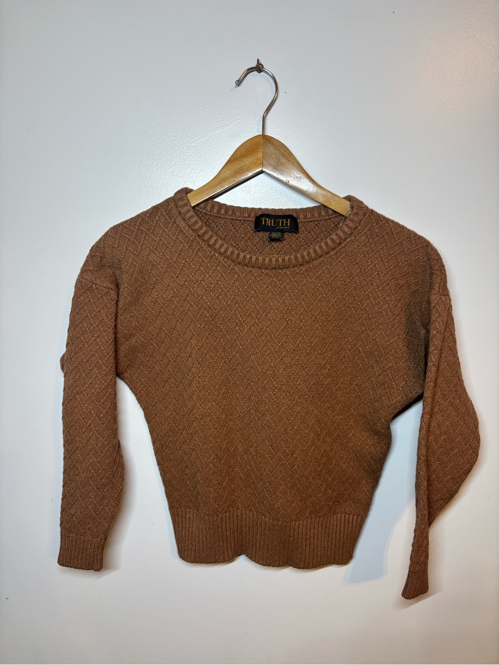 Truth Women's Textured Crewneck Sweater in Cognac Brown